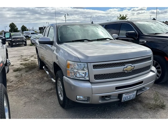 SEMINUEVOS CHEVROLET Silverado 1500 at ELK GROVE in Elk Grove Buick GMC