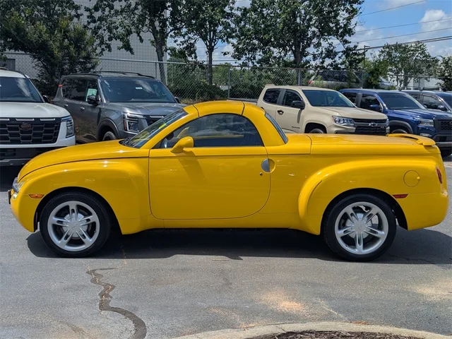 SEMINUEVOS CHEVROLET SSR at Kennesaw, in Town Center Nissan