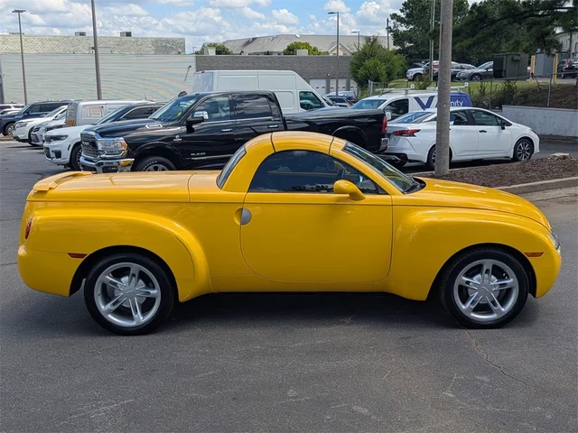SEMINUEVOS CHEVROLET SSR at Kennesaw, in Town Center Nissan