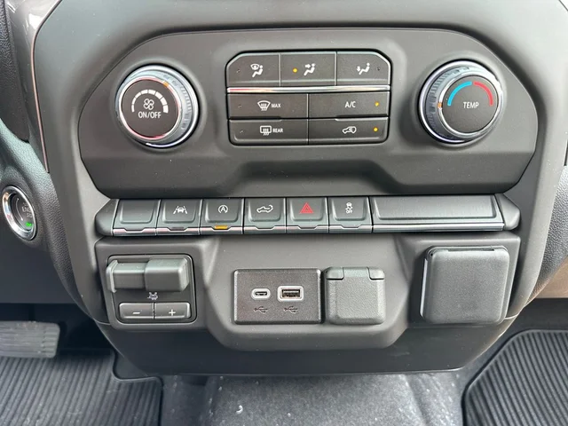Nuevos CHEVROLET SILVERADO 1500 à Estados chez autogozo