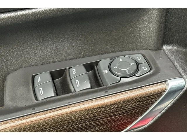 SEMINUEVOS CHEVROLET Silverado 1500 at ELK GROVE in Elk Grove Buick GMC