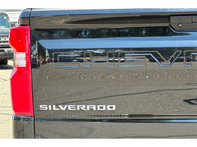 SEMINUEVOS CHEVROLET Silverado 1500 at ELK GROVE in Elk Grove Buick GMC