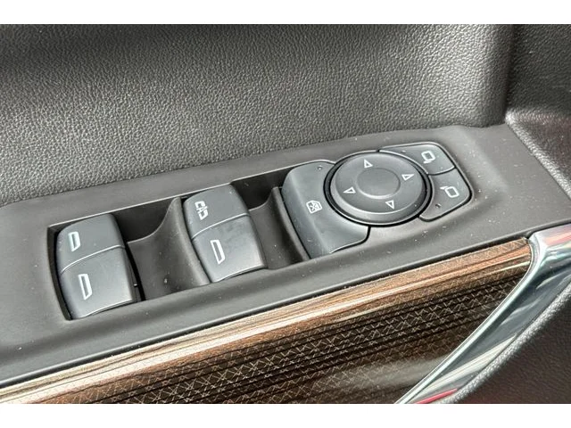 SEMINUEVOS CHEVROLET Silverado 1500 at ELK GROVE in Elk Grove Buick GMC