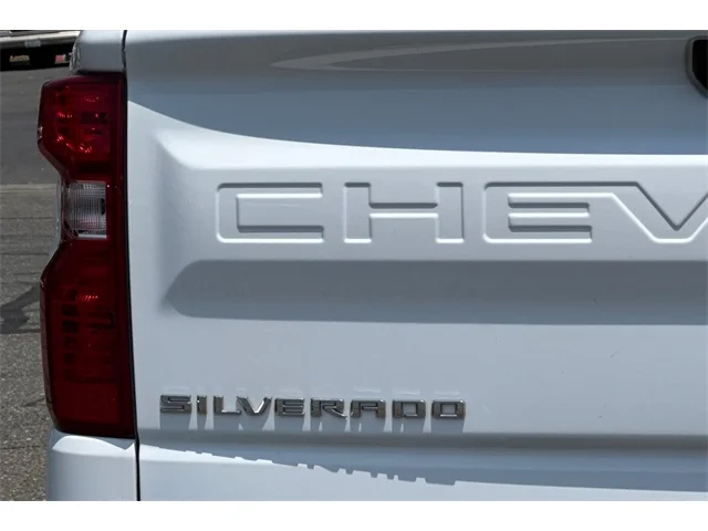 SEMINUEVOS CHEVROLET Silverado 1500 at ELK GROVE in Elk Grove Buick GMC