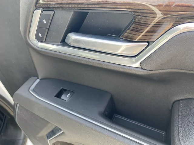 SEMINUEVOS CHEVROLET Silverado 1500 a Estados en autogozo