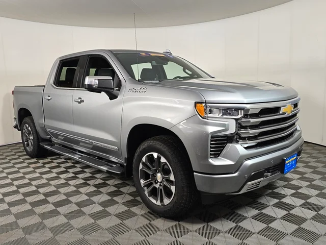 Nueve CHEVROLET SILVERADO 1500 à Brainerd  chez Dondelinger Chevrolet