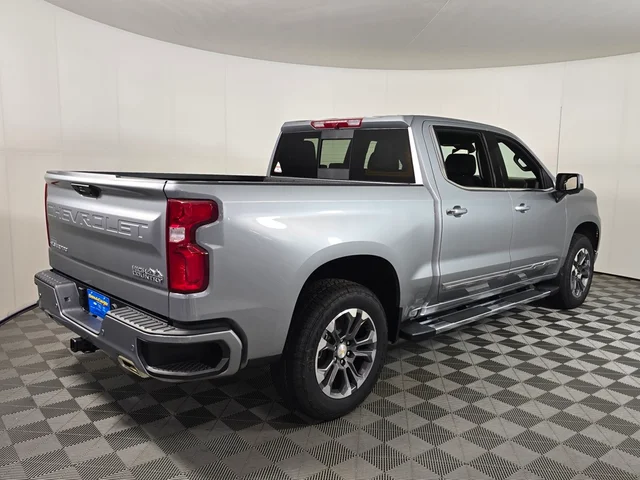 Nueve CHEVROLET SILVERADO 1500 à Brainerd  chez Dondelinger Chevrolet