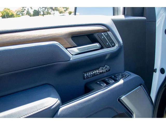Nuevos CHEVROLET SILVERADO 1500 à Estados chez autogozo