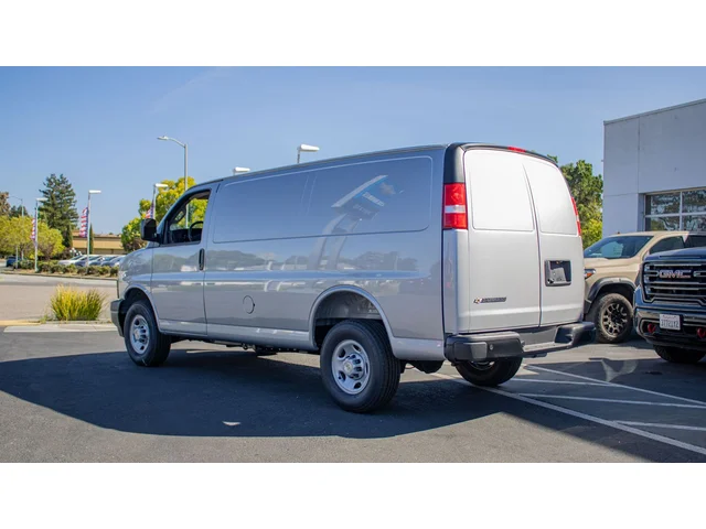 Nuevos CHEVROLET EXPRESS 2500 à Estados chez autogozo