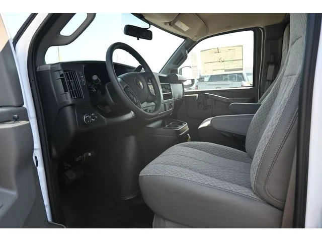 Nuevos CHEVROLET EXPRESS 3500 à Estados chez autogozo
