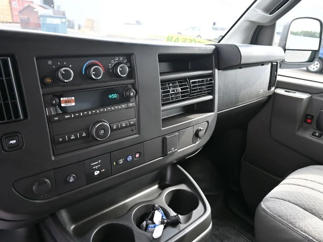 Nuevos GMC SAVANA 3500 à Estados chez autogozo