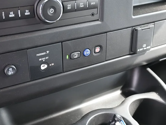 Nuevos GMC SAVANA 3500 à Estados chez autogozo