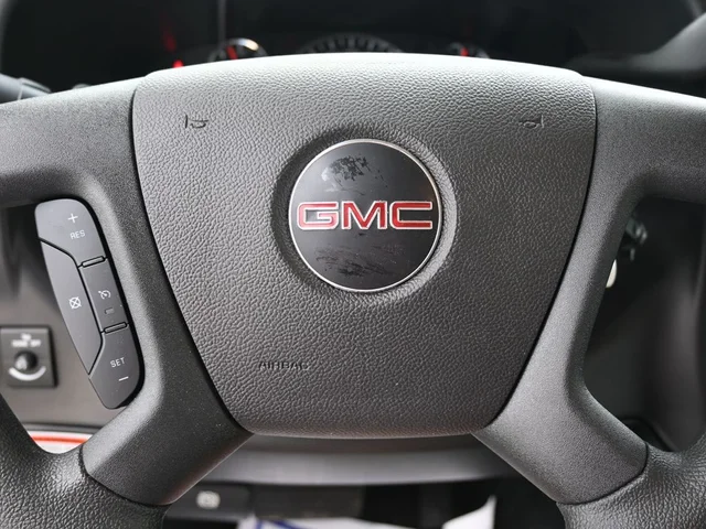 Nuevos GMC SAVANA 3500 à Estados chez autogozo