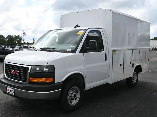 Nuevos GMC SAVANA 3500 à Estados chez autogozo
