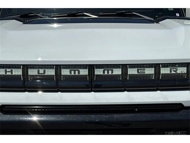 SEMINUEVOS GMC Hummer EV SUV at ELK GROVE in Elk Grove Buick GMC