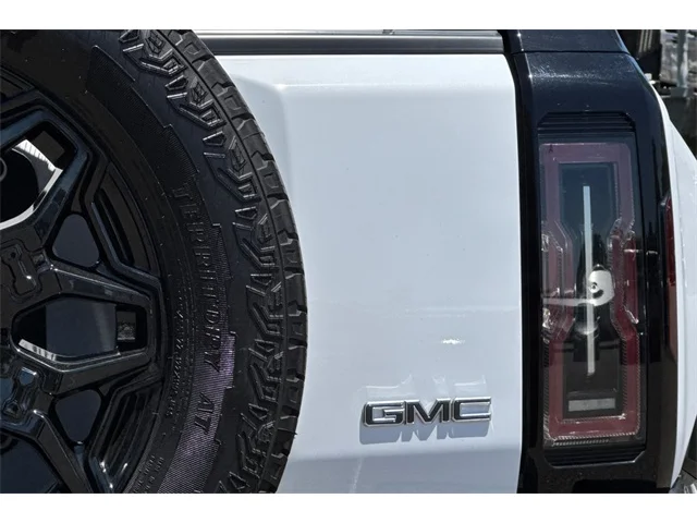 SEMINUEVOS GMC Hummer EV SUV at ELK GROVE in Elk Grove Buick GMC