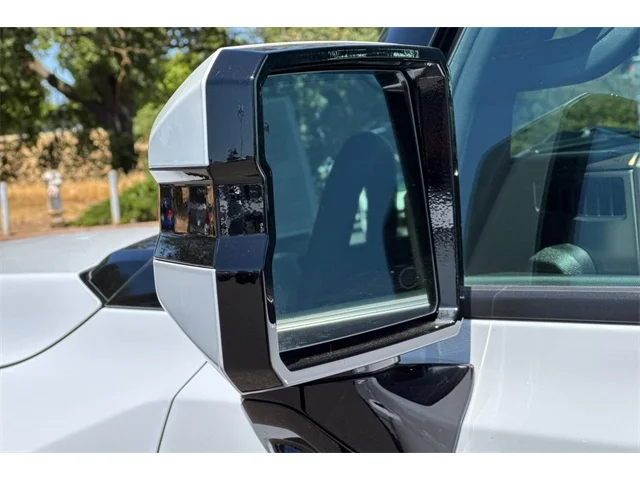 SEMINUEVOS GMC Hummer EV SUV at ELK GROVE in Elk Grove Buick GMC
