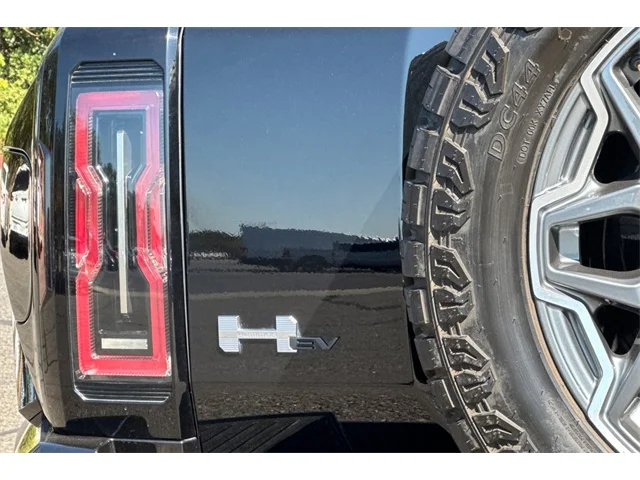 SEMINUEVOS GMC Hummer EV SUV at ELK GROVE in Elk Grove Buick GMC