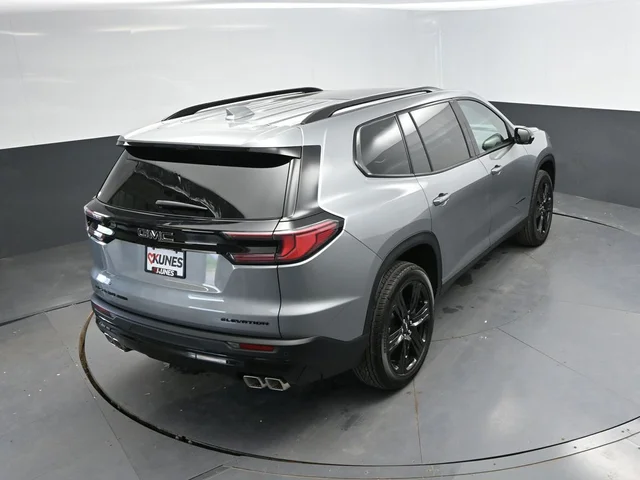 Nuevos GMC ACADIA à Estados chez autogozo