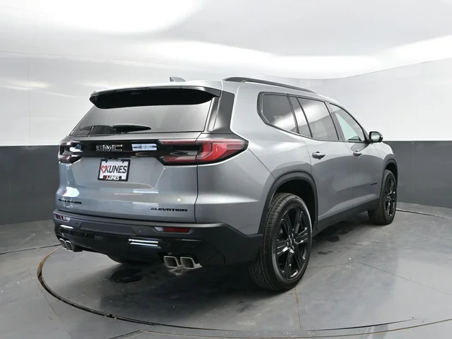 Nuevos GMC ACADIA à Estados chez autogozo