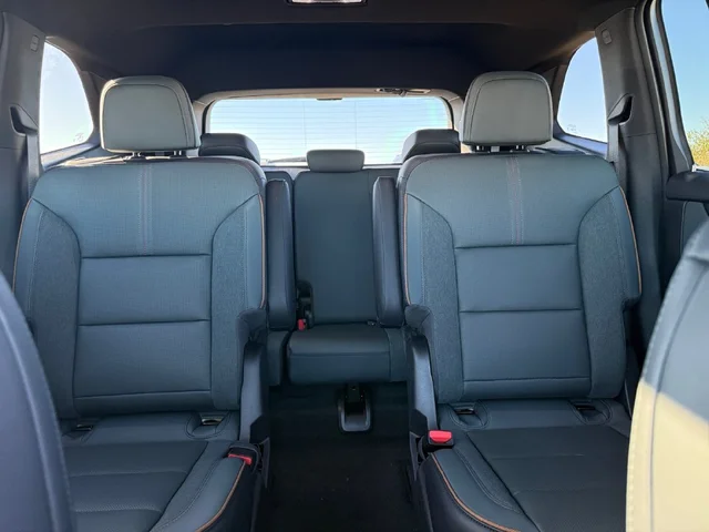 Nuevos GMC ACADIA à Estados chez autogozo