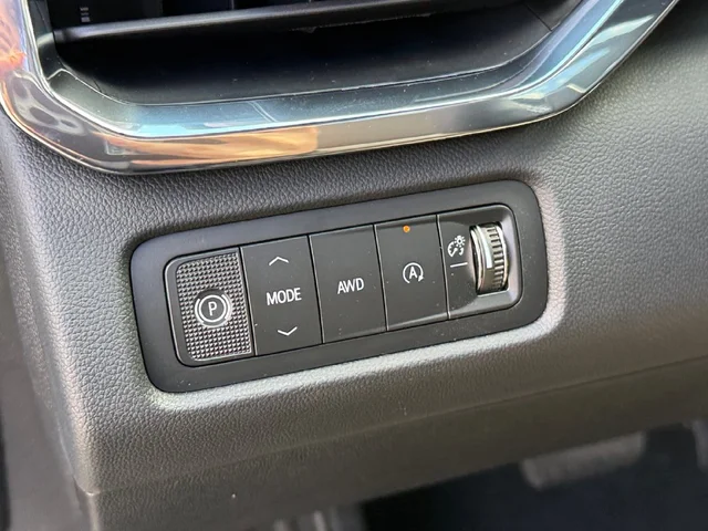 Nuevos GMC ACADIA à Estados chez autogozo