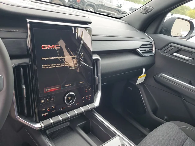 Nuevos GMC ACADIA à Estados chez autogozo
