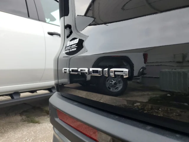 Nuevos GMC ACADIA à Estados chez autogozo