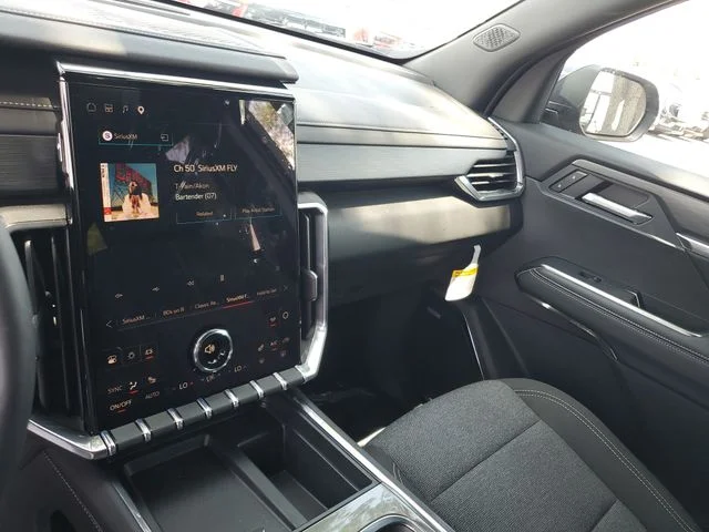 Nuevos GMC ACADIA à Estados chez autogozo