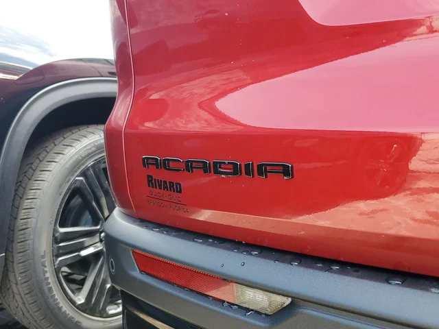 Nuevos GMC ACADIA à Estados chez autogozo