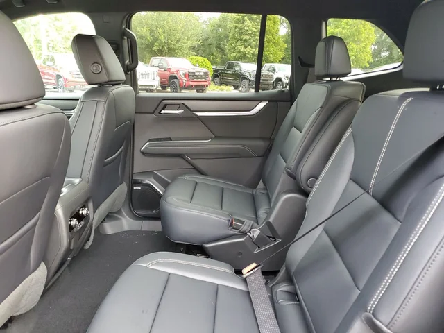 Nuevos GMC ACADIA à Estados chez autogozo