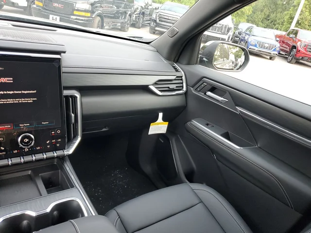 Nuevos GMC ACADIA à Estados chez autogozo