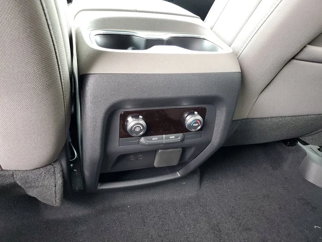 Nuevos GMC ACADIA à Estados chez autogozo