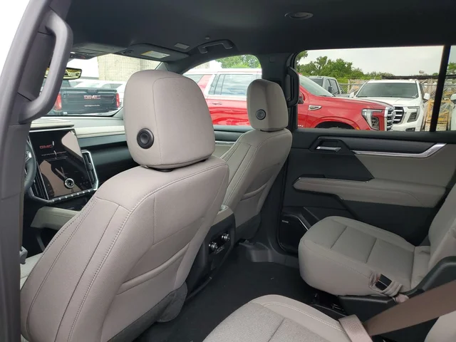 Nuevos GMC ACADIA à Estados chez autogozo