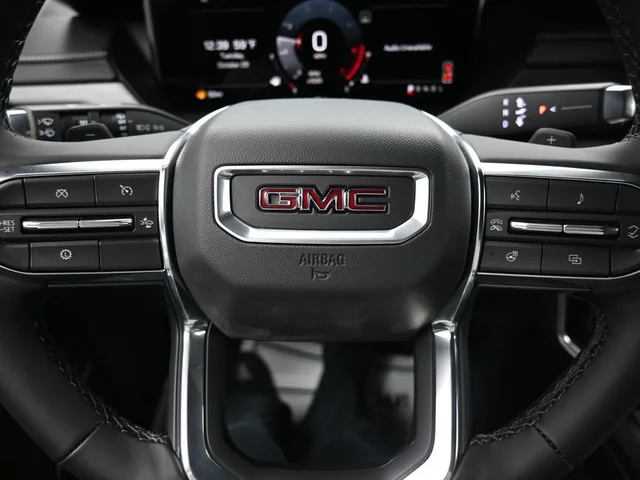 Nuevos GMC ACADIA à Estados chez autogozo