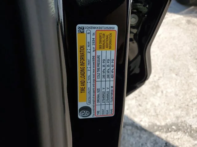 Nuevos GMC ACADIA à Estados chez autogozo