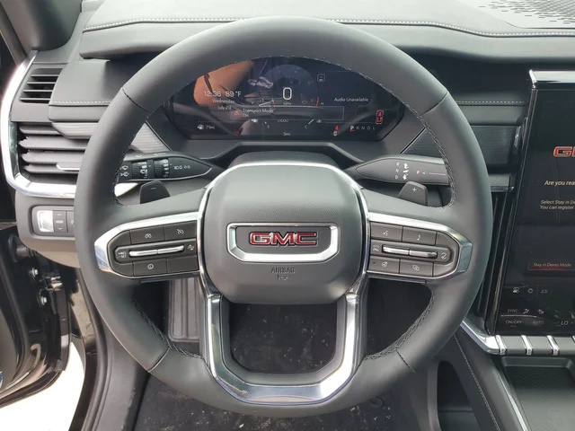 Nuevos GMC ACADIA à Estados chez autogozo