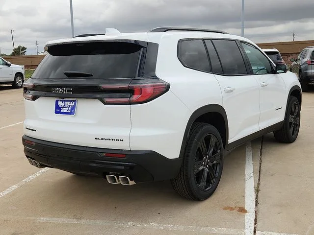 Nuevos GMC ACADIA à Estados chez autogozo