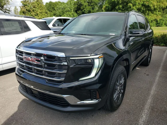 Nuevos GMC ACADIA à Estados chez autogozo