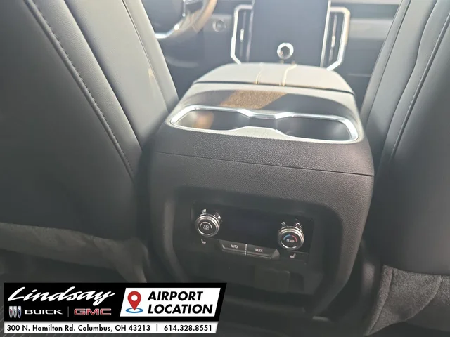 Nuevos GMC ACADIA à Estados chez autogozo