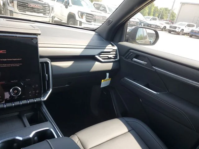 Nuevos GMC ACADIA à Estados chez autogozo
