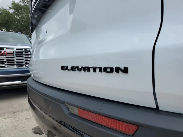 Nuevos GMC ACADIA à Estados chez autogozo