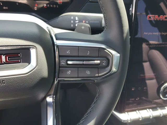 Nuevos GMC ACADIA à Estados chez autogozo