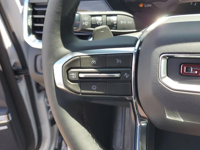 Nuevos GMC ACADIA à Estados chez autogozo