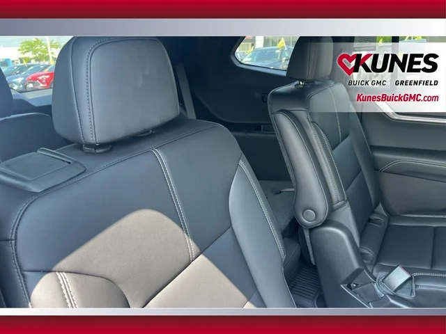 Nuevos GMC ACADIA à Estados chez autogozo