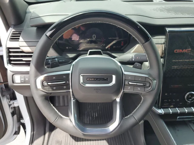 Nuevos GMC ACADIA à Estados chez autogozo