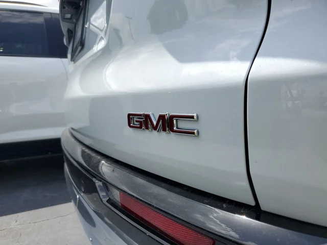 Nuevos GMC ACADIA à Estados chez autogozo