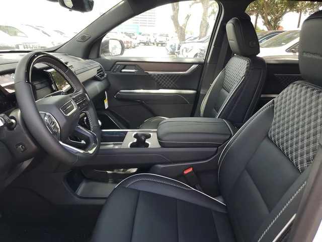 Nuevos GMC ACADIA à Estados chez autogozo