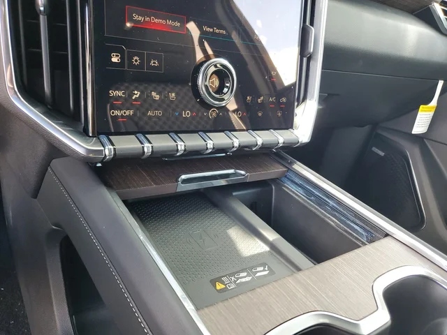 Nuevos GMC ACADIA à Estados chez autogozo