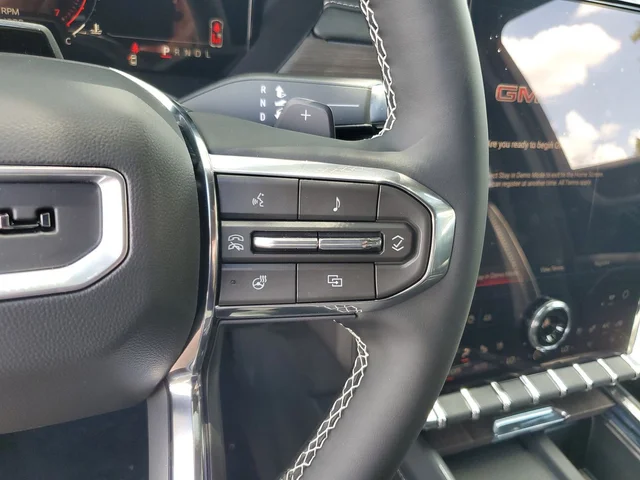 Nuevos GMC ACADIA à Estados chez autogozo